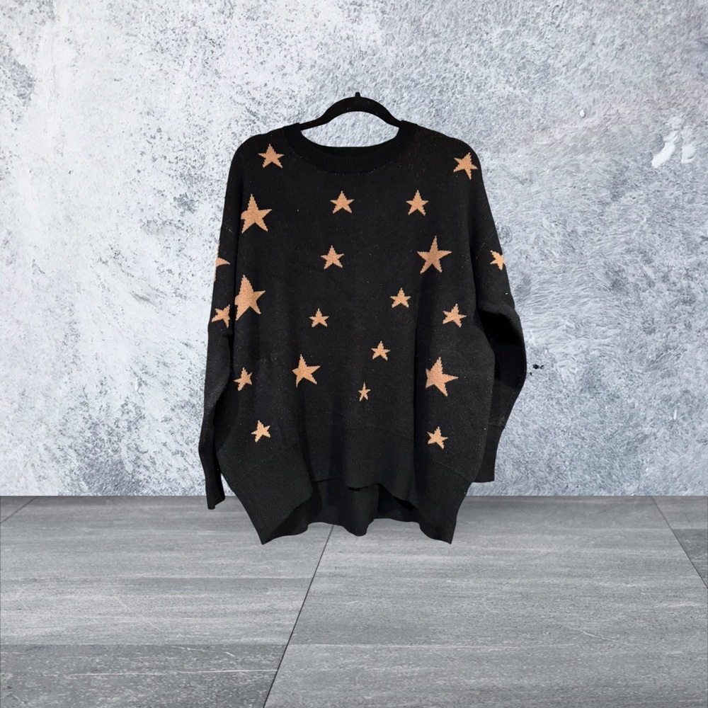 Como Vintage Black Sweater with Star Patterns